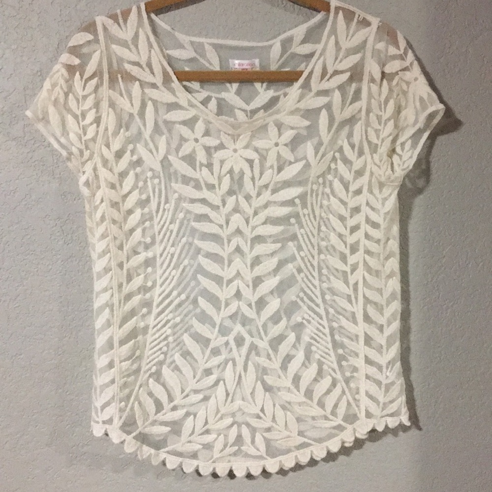 4/$25 Sheer cream color embroidered blouse medium